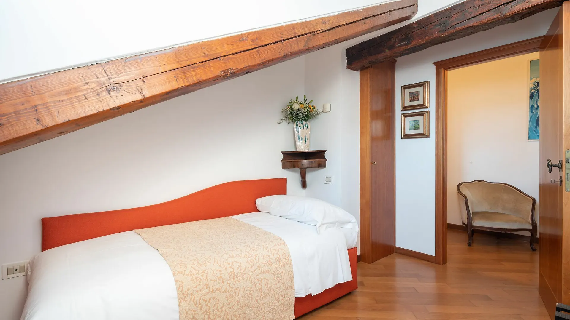 Ve.N.I.Ce Cera Angels' Attic Apartment Venice