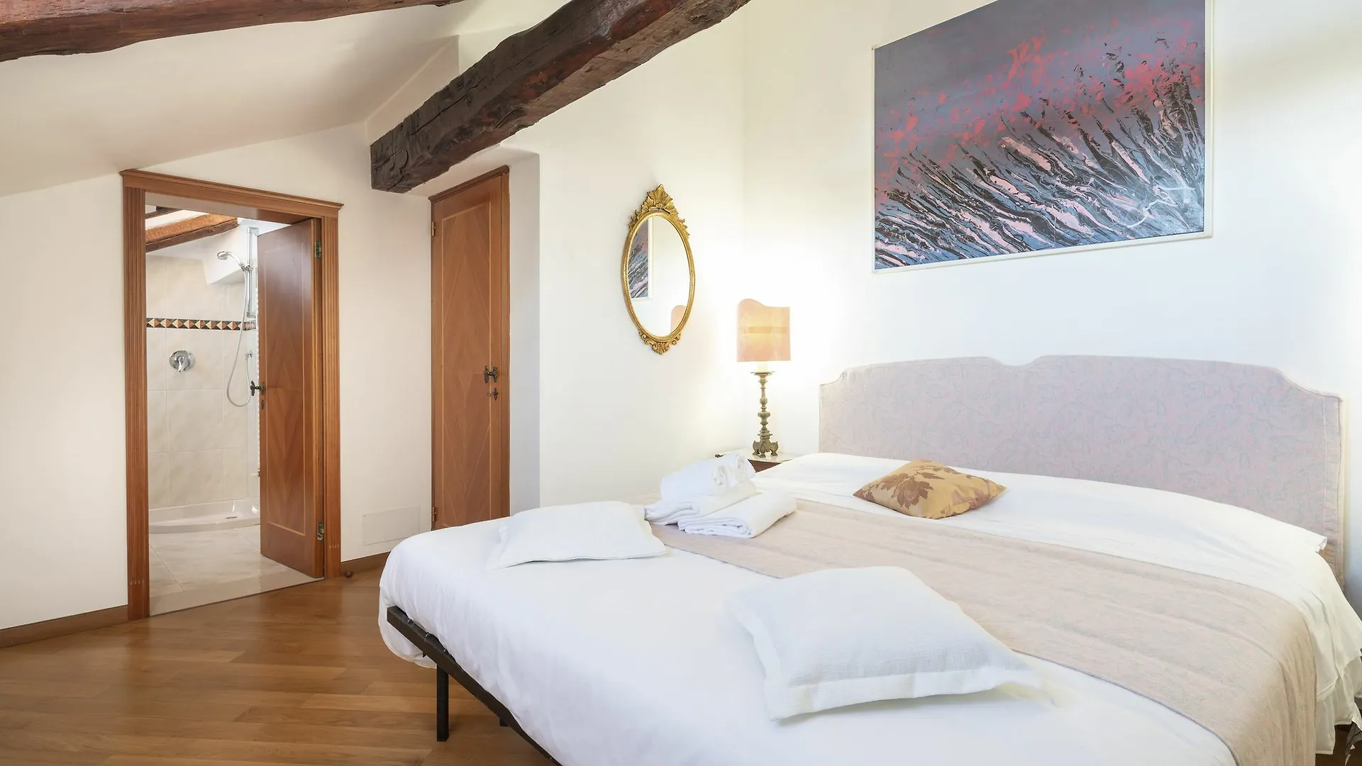 Ve.N.I.Ce Cera Angels' Attic Apartment Venice