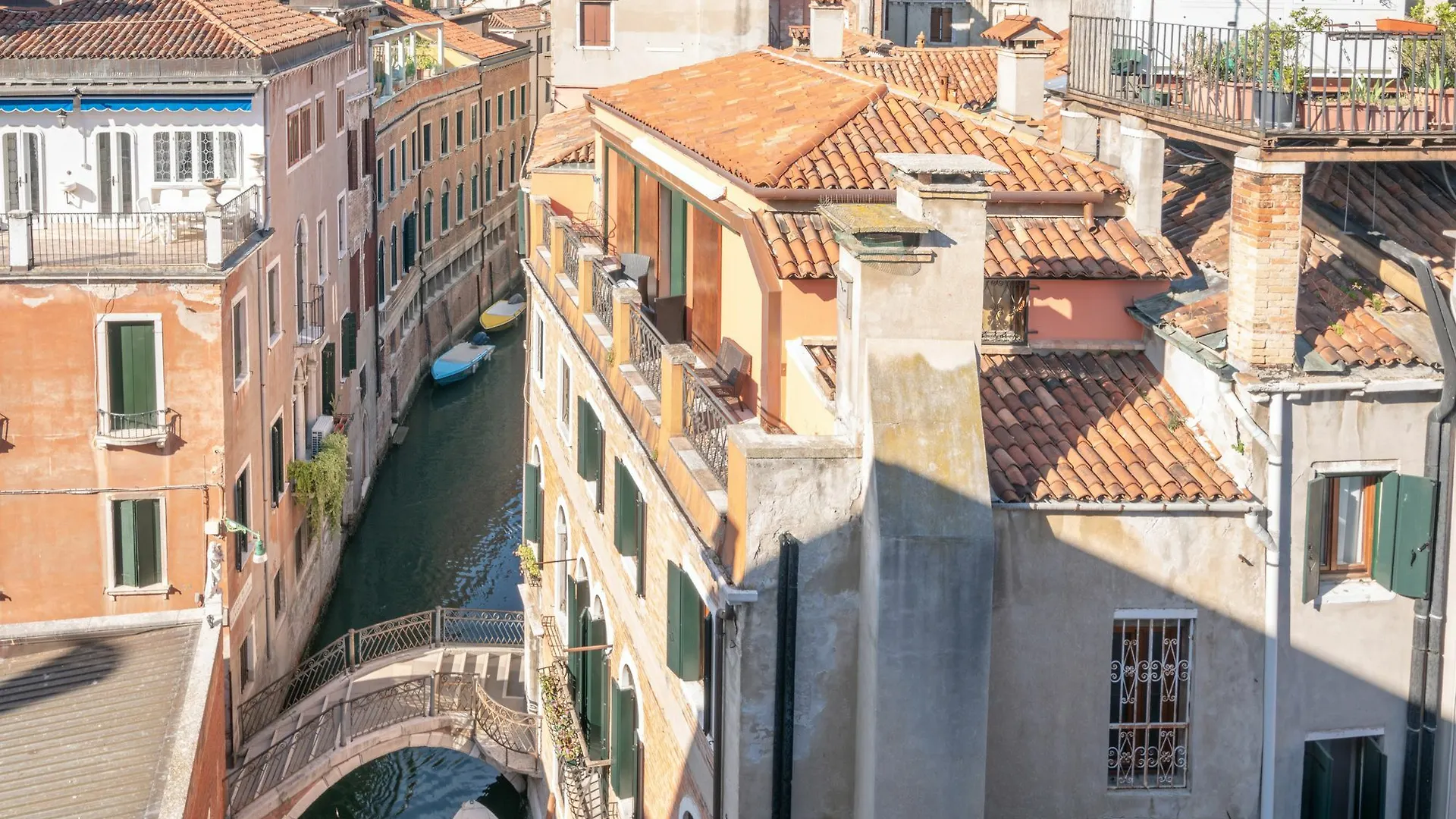 Ve.N.I.Ce Cera Angels' Attic Apartment Venice Italy